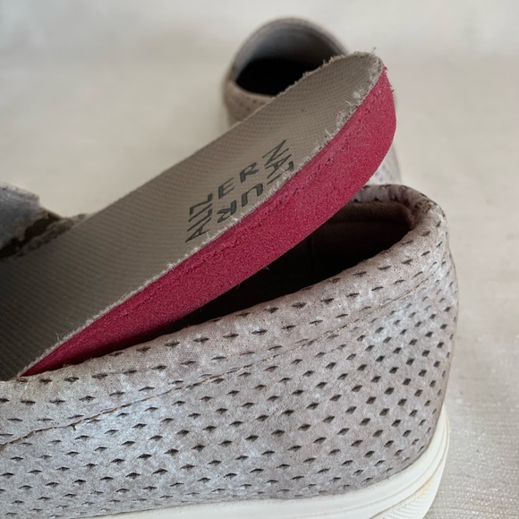 Naturalizer Mineral Taupe Leather Aileen Slip On Sneakers Women’s 9.5W - Picture 8 of 10